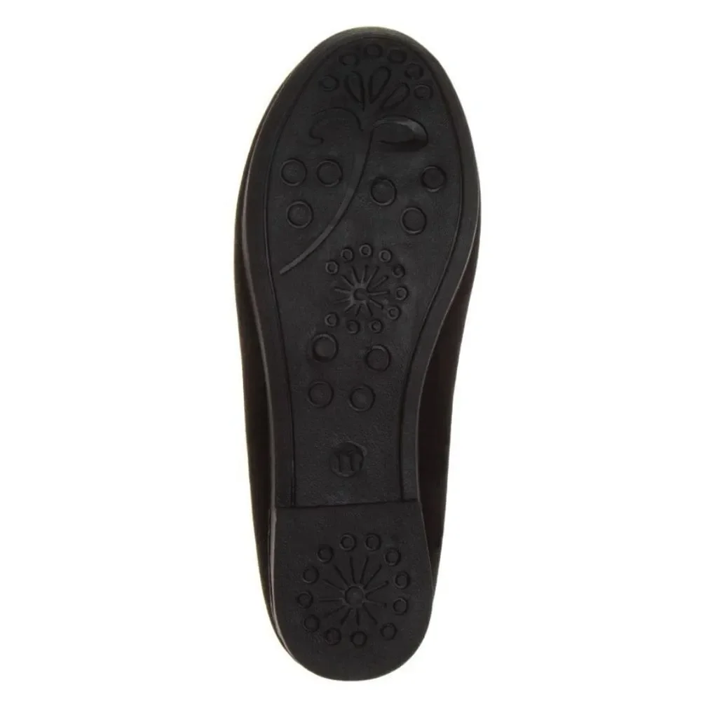 Kensie Girl | Black & Silvertone Studded Mary Jane Ballet Flat - Girls Size 7